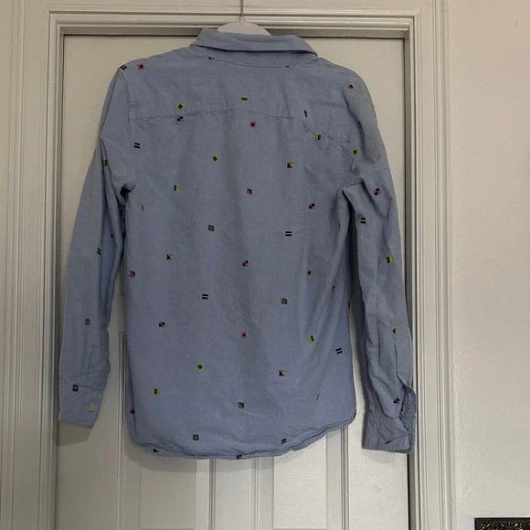 Abercrombie & Fitch Light Blue Shirt with Multicolor Accents - Picture 4 of 9